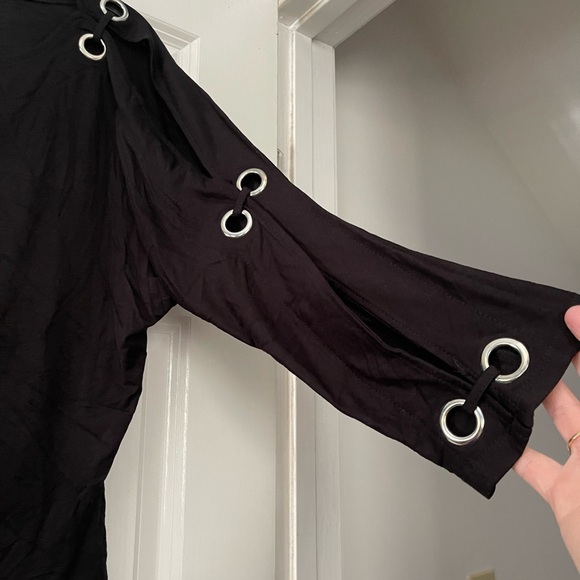 Cable & Gauge Black Blouse with Grommet Details - Picture 2 of 2